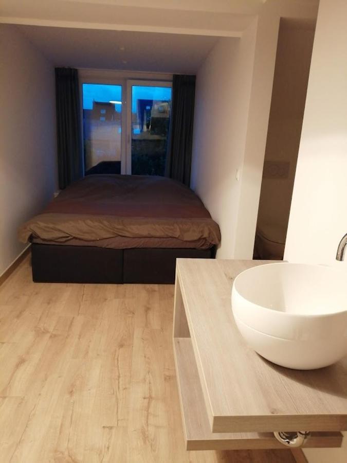 Вилла Huize La Passion Vacationhouse 10 Min Walk From The Sea Миделкерк Экстерьер фото